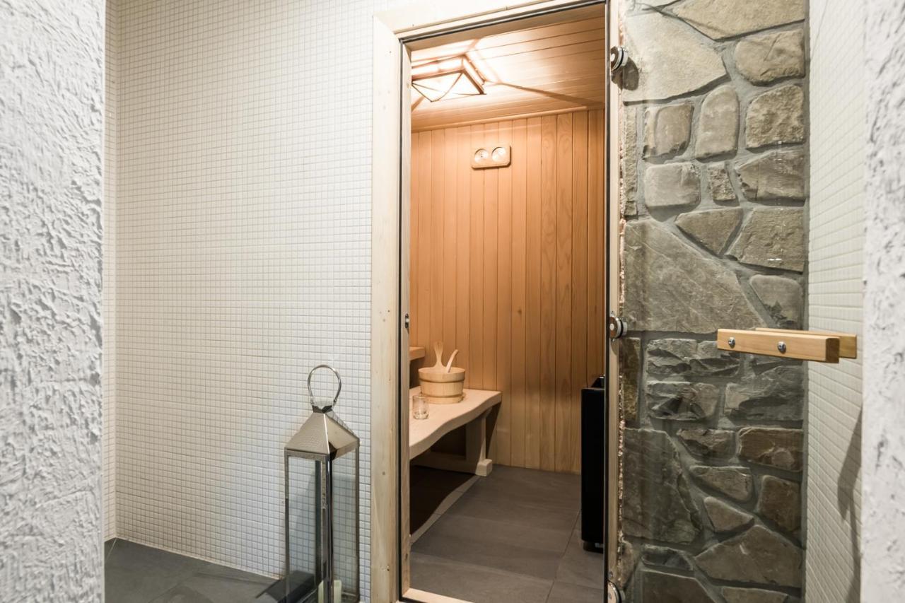 كوشتيليسكا Krokus Park Residence المظهر الخارجي الصورة